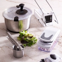 Kitchen & Dining