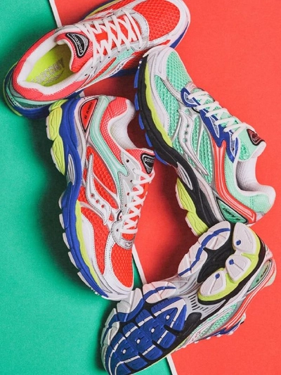Saucony