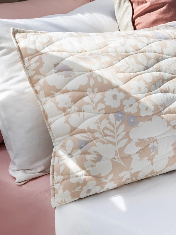 Volpes Quilt Sets