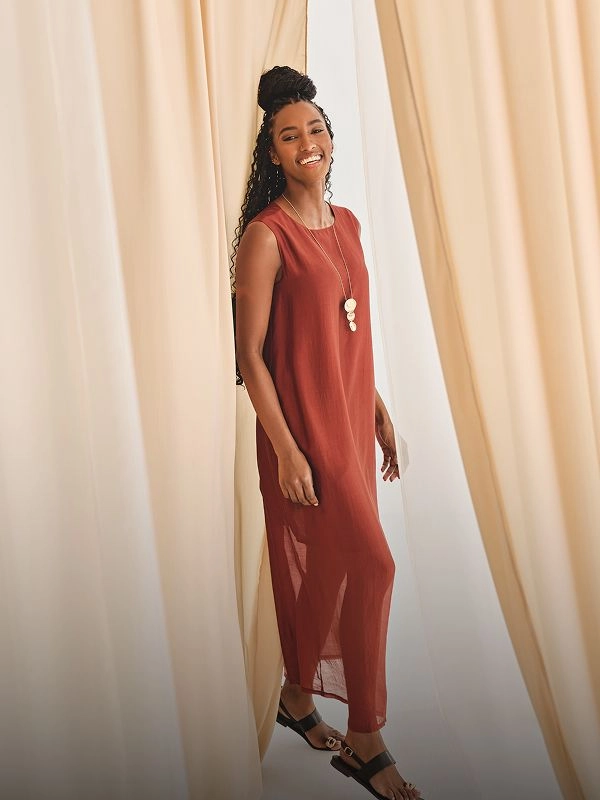WOMEN'S DRESSES