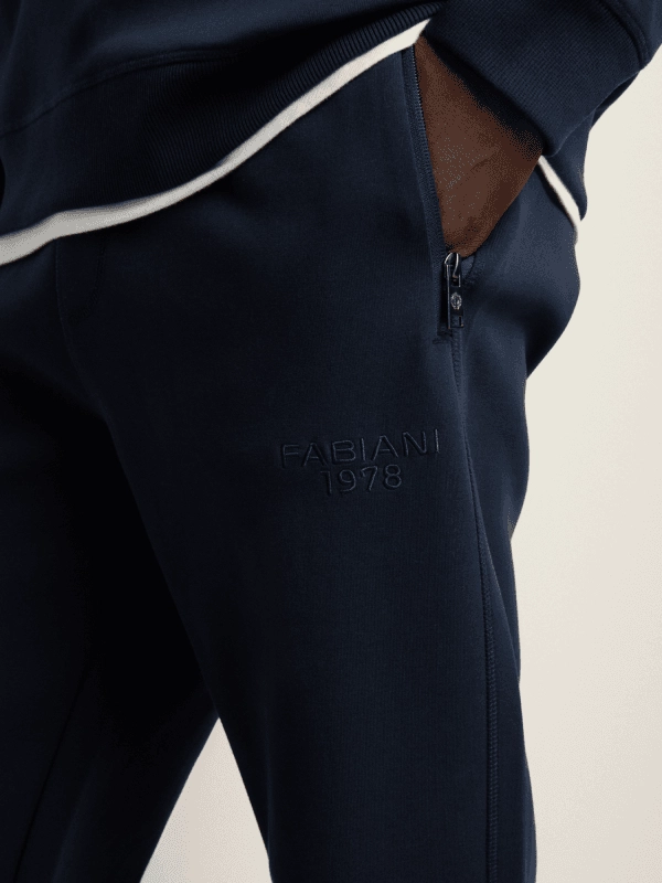 Sweats & Trackpants