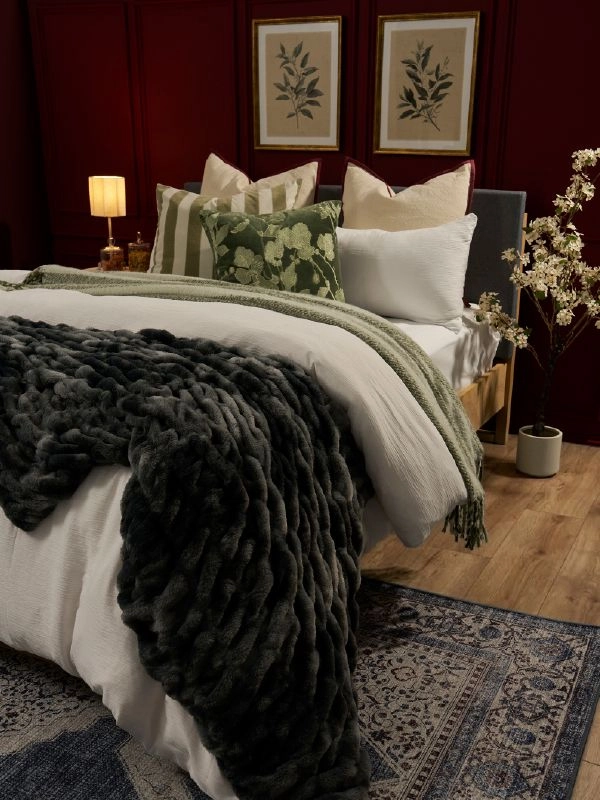 Shop bedroom