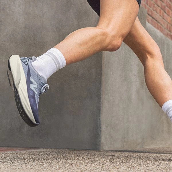 New Balance Fuelcell Rebel V5