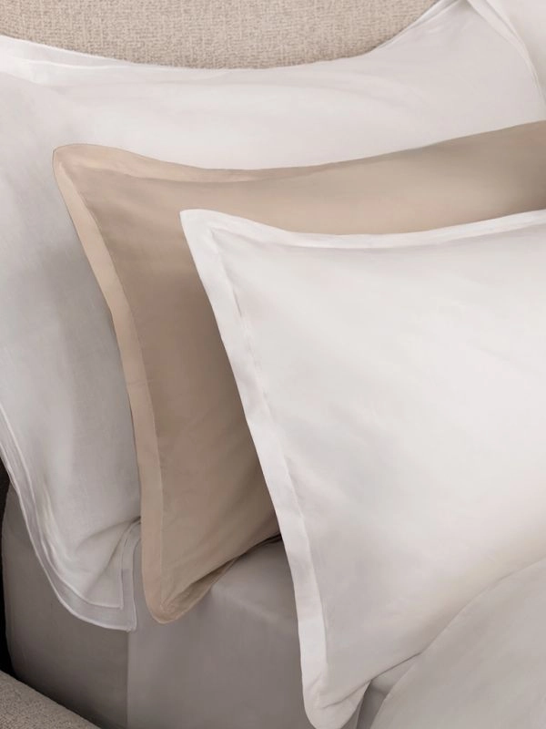 Bed & bath