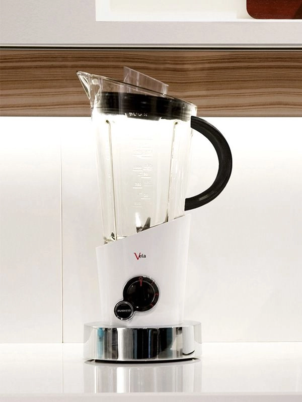 The Vela Blender