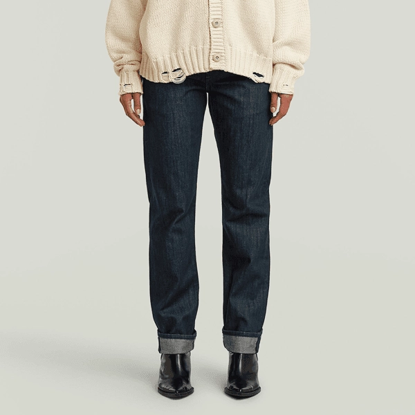 Straight fit
