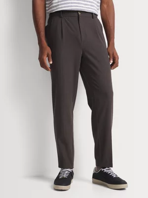 Markham Men's Smart Pleated Flannel Brown Jogger