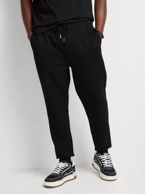 Markham Men's Tapered Fit Core Black Knit Jogger