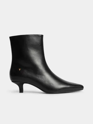 Pointy Sock Boot Kitten Heels