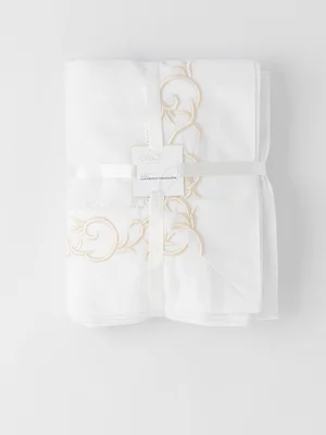 Grace Selah Gold Embroidered Tablecloth 180x230cm