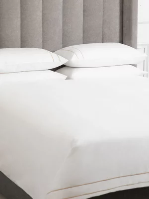 Guest House Duo Duvet Cover Set 400 Thread Count White & Stone