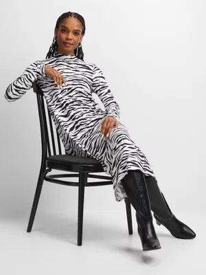 Women's Black & White Zebra Print Trapeze Dress