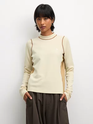 Nike Women ACG Dri-FIT ADV Chinati Base Layer Beige Top