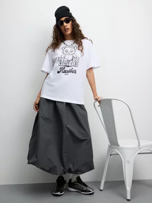 Redbat Women's Relaxed 'Bear' Graphic White T-Shirt