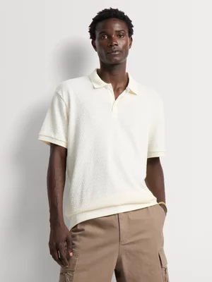 Markham Men's Regular Fit Textured Cream Golfer