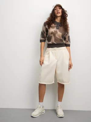 Nike Women's Sportswear Mid-Rise Loose Cream Short