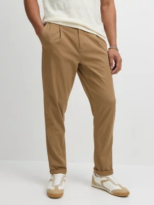 Exact Men's Natural Pleated Chinos