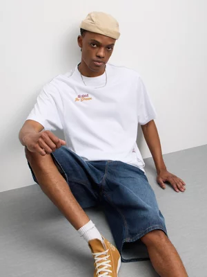 Redbat Athletics Men's White Graphic T-Shirt