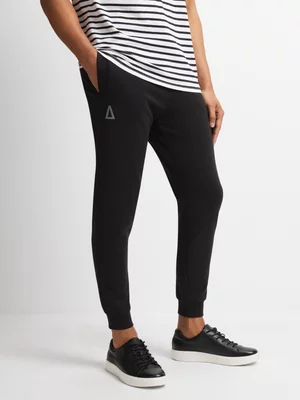 Mens APX Essential Black Jogger 