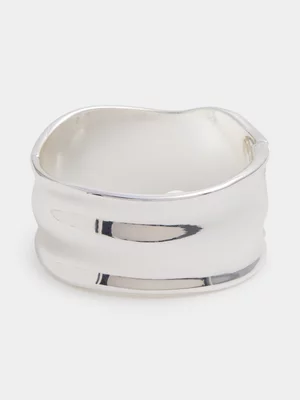 Waved Cuffed Bangle
