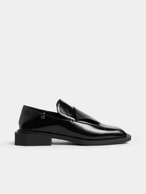 The FIX Unisex Black Square Toe Loafer