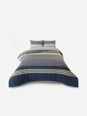 Volpes Eclipse Winter Midnight Blue Duvet Cover Set