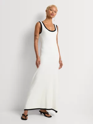 Scoop Neck Maxi Column Dress
