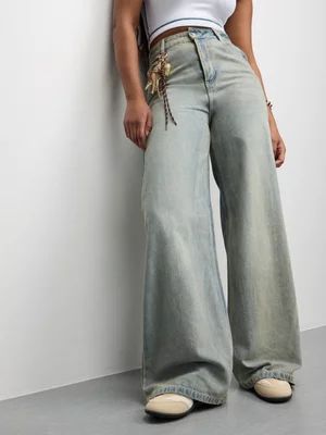 The FIX Women's Light Wash Wide Leg Denim Jeans 