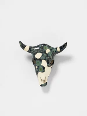 Rialheim Medium Cow Skull Obsidon