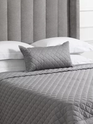 Guest House Diamond Quilt 220x240 Silver
