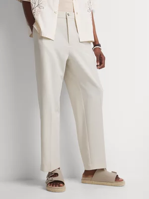 Markham Men's Smart Straight Leg Pleated Ecru Jogger