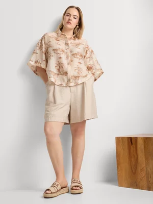 Boxy Sleeve Curved Hem Shirt