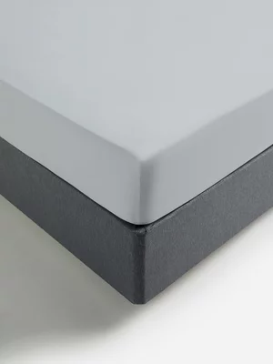 Jet Home Grey Percale 200TC Fitted Sheet Queen Standard Depth