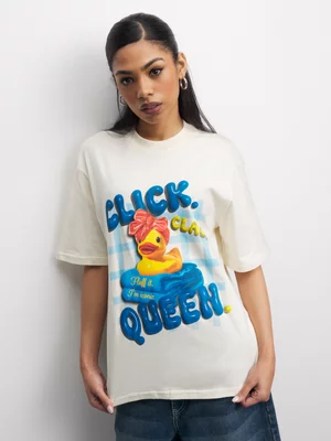 The FIX Women's White Click Clack Queen Graphic Top