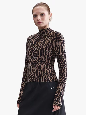 Nike Women's NSW Chill Knit Slim Long-Sleeve Black T-Shirt