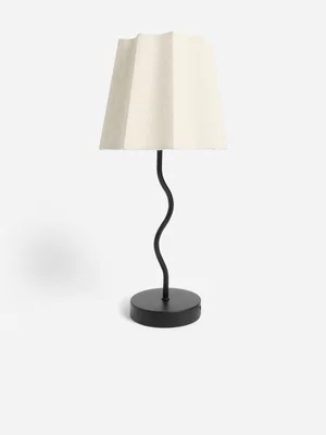 Jet Home Wavy Pillar Black Lamp 