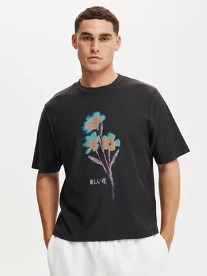 Men's Cotton On Black Cropped Fit Graphic T-shirt