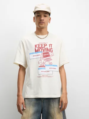 Redbat Men's Ecru Graphic T-Shirt