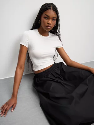 The FIX Women's White Crew Neck Top