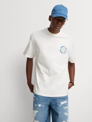 Markham Men's What About The Boys Graphic Milk T-Shirt