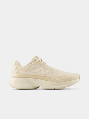 New Balance Womens Catalyst v1 Cream Running Shoes 
