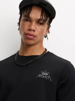 adidas Originals Men's Winter Resort Mountain Black T-shirt