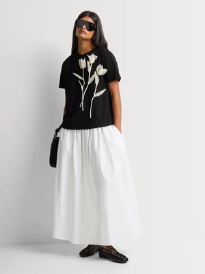 Oversized 3D Flower Applique T-Shirt