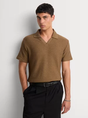 Markham Men's Diamond Texture Revere Camel Golfer