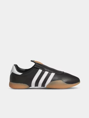 adidas Originals Women's Taekwondo ME Black/White/Gum Sneaker