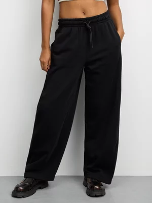 The FIX Women's Black Fleece Barrel Pants