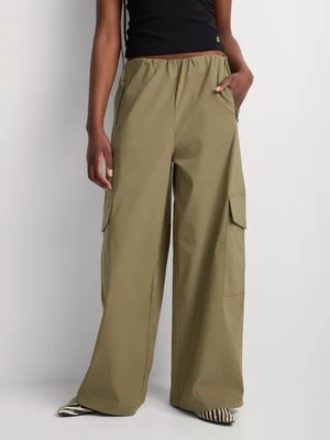 Zip Detail Wide Leg Parachute Pants