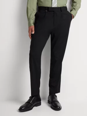 Markham Men's Smart Pleated Tapered Black Trouser