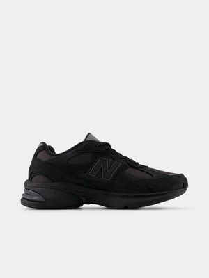 New Balance Men's 2010 Black Sneaker