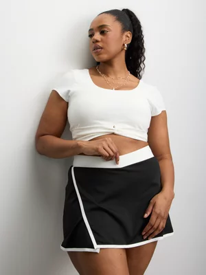 The FIX Women's Milk Scoop Neck Twisted Top